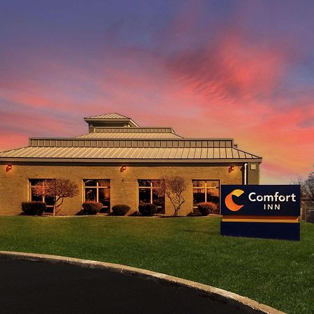 Comfort Inn Huntington Near University Extérieur photo
