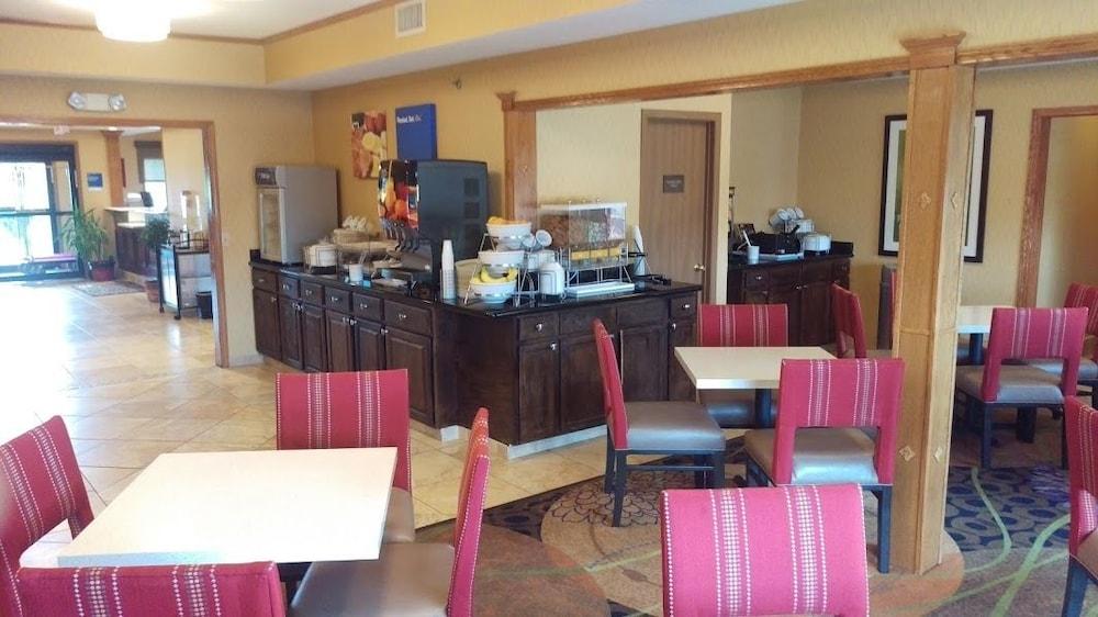 Comfort Inn Huntington Near University Extérieur photo