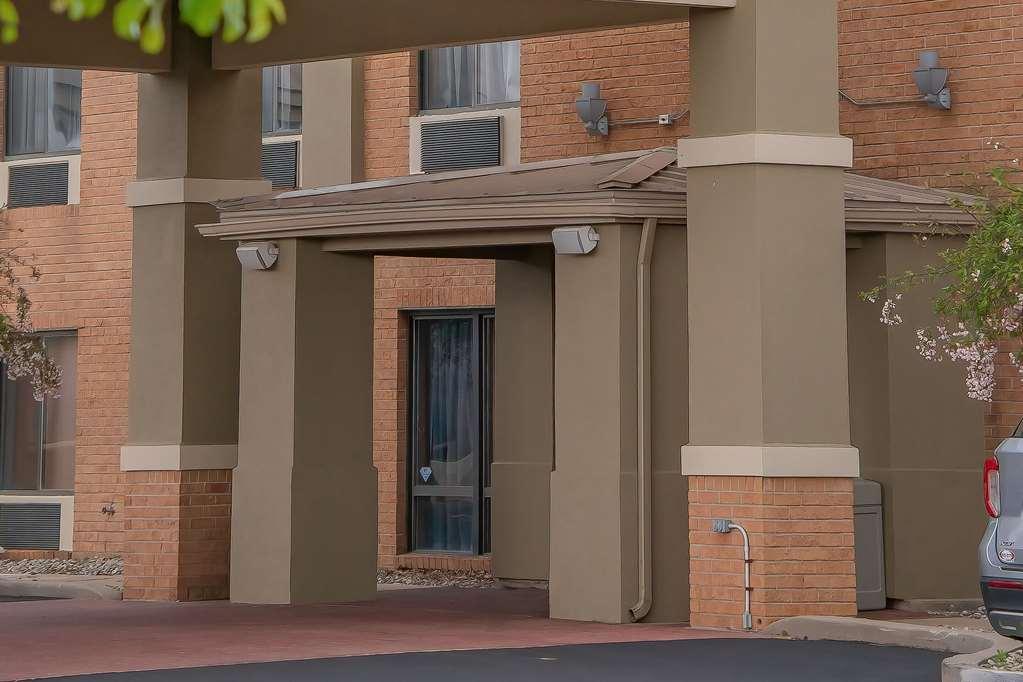 Comfort Inn Huntington Near University Extérieur photo
