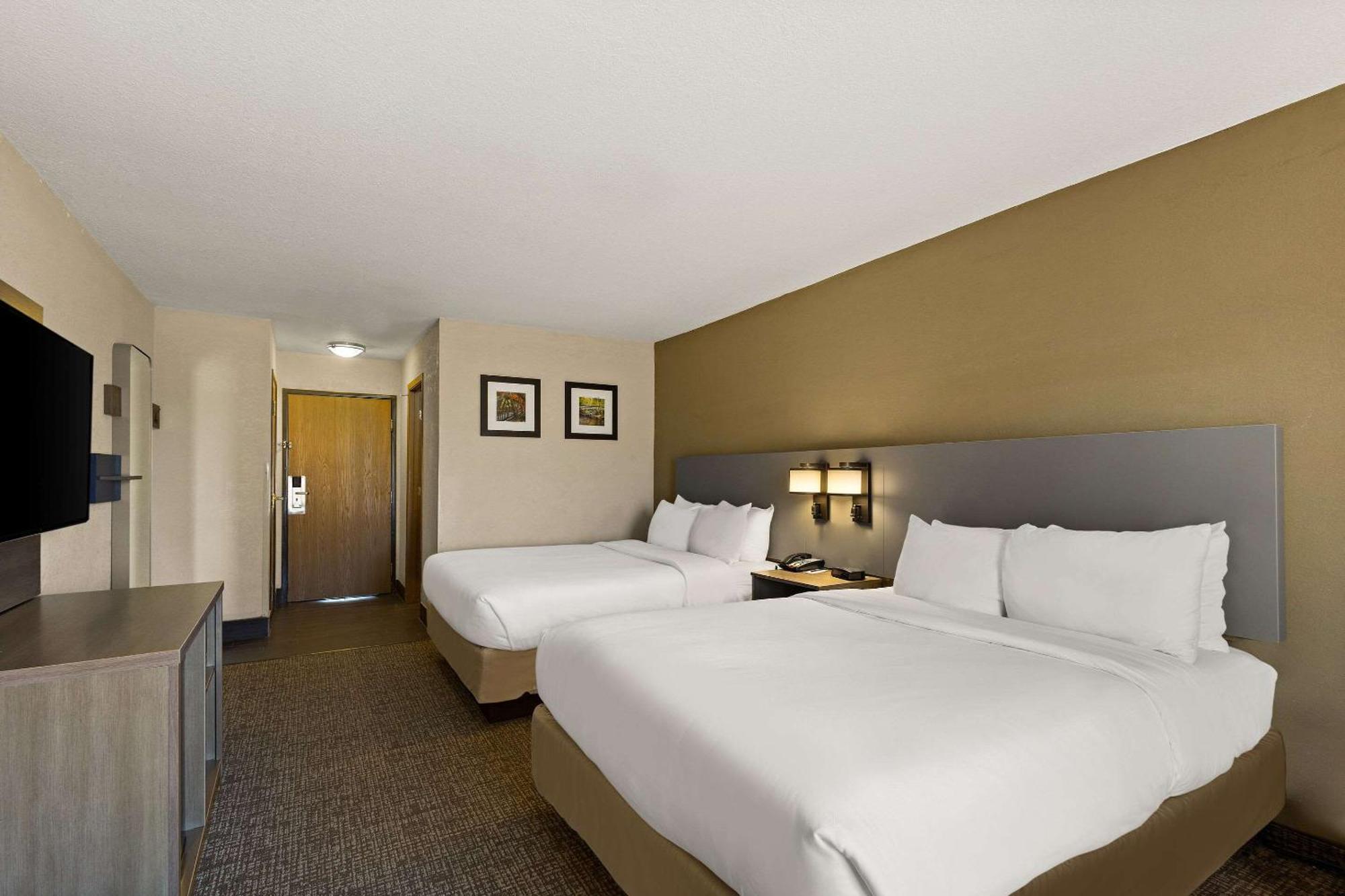 Comfort Inn Huntington Near University Extérieur photo
