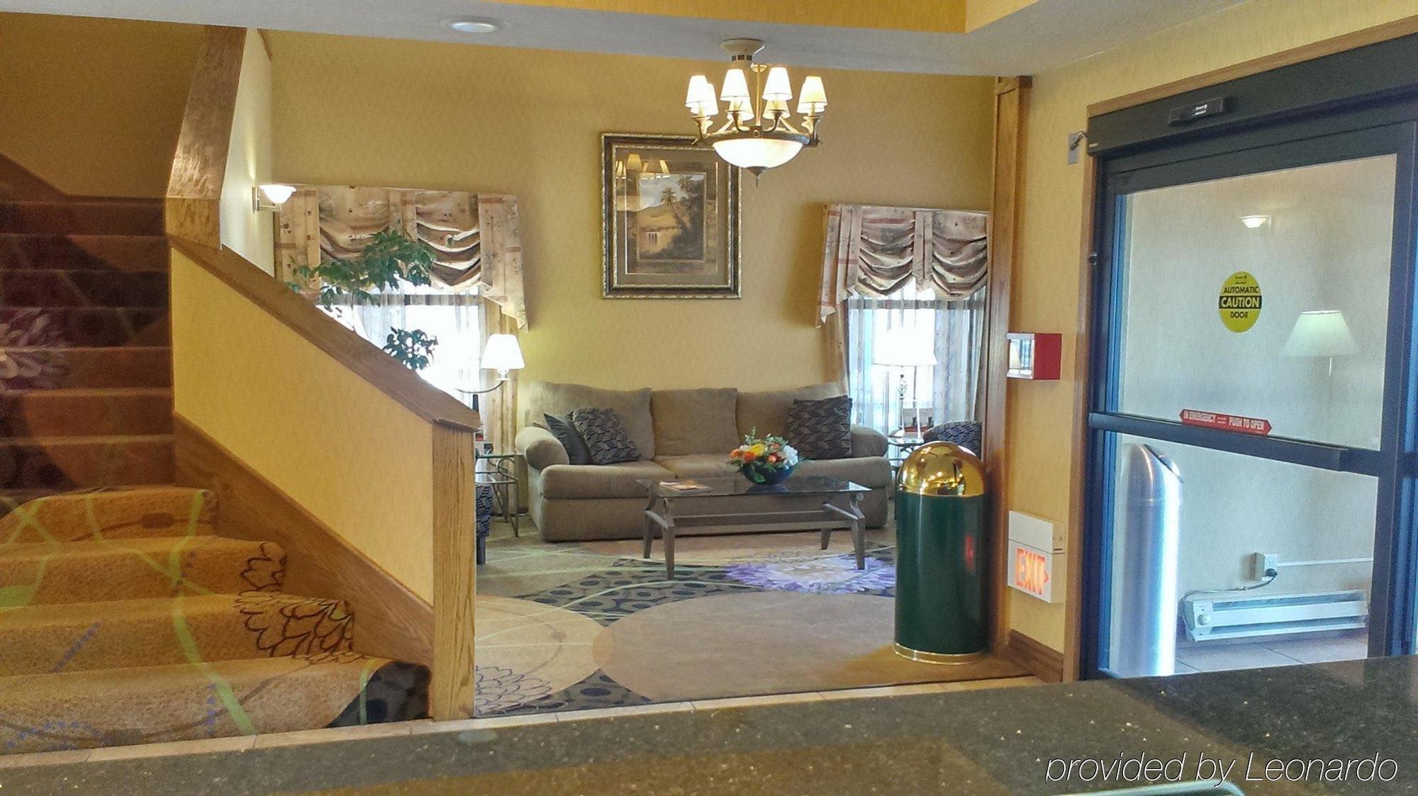 Comfort Inn Huntington Near University Extérieur photo
